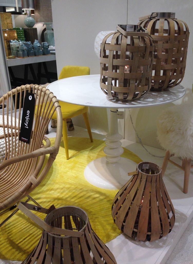 Décoration avec touche de jaune moutarde