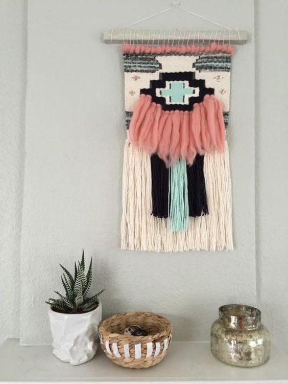 Décoration murale en tissage