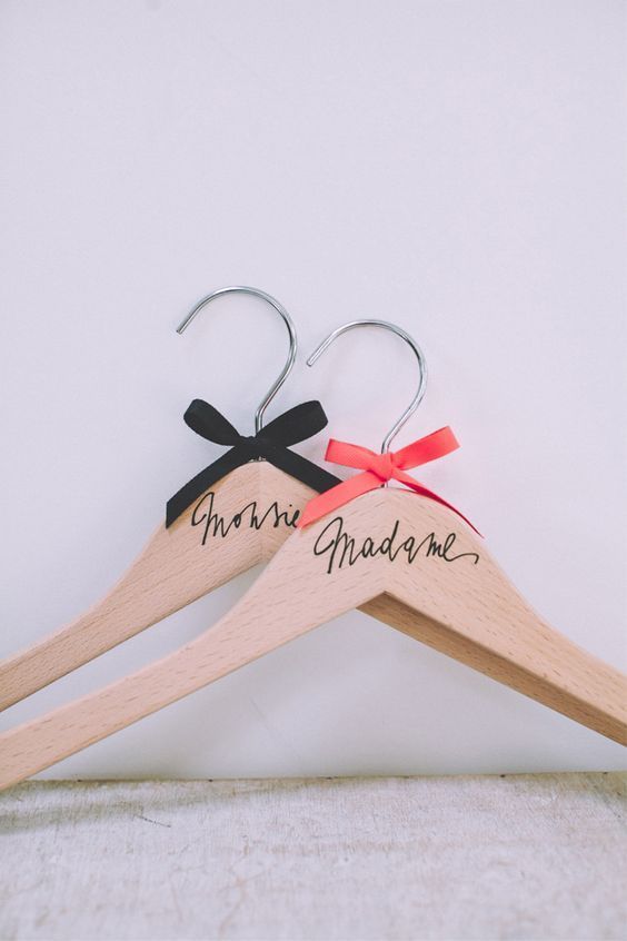 Cintre personnalisé