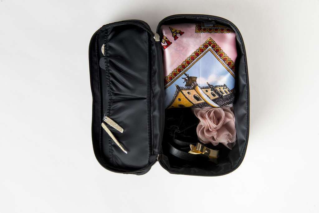 trousse-voyage-accessoire-lingerie